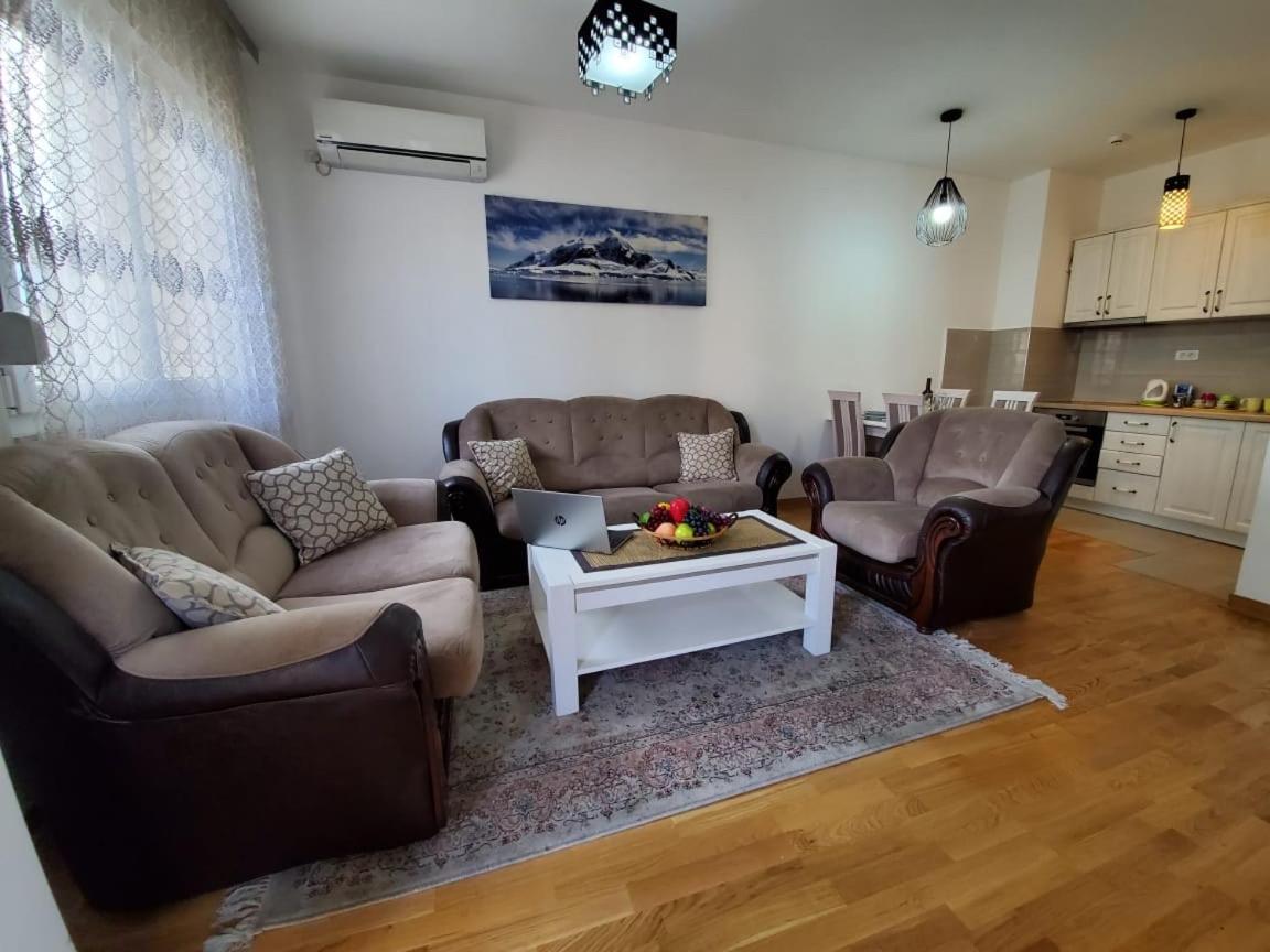Gran Premium Apartman Podgorica Kültér fotó